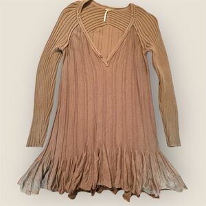 Free People Long Sleeve Tan Knit Tunic Sweater